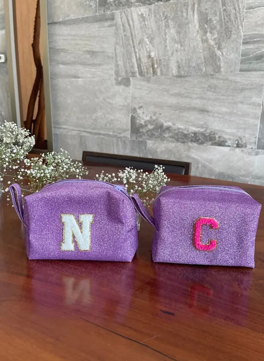 Cosmetiqueras Personalizables con Parches Adhesivos