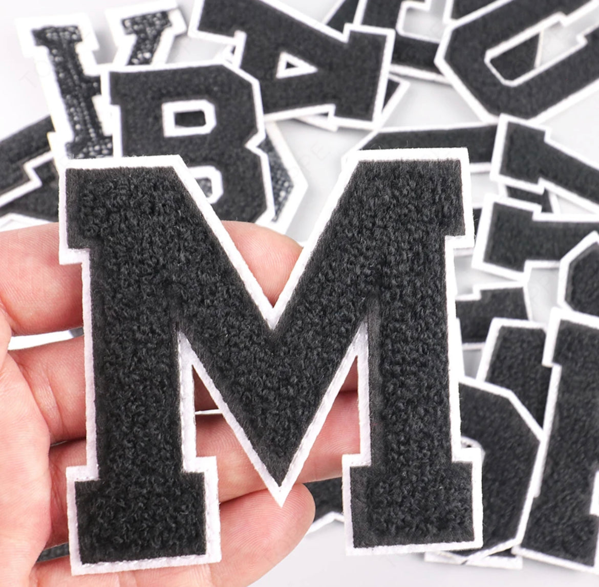 Parches de Letras Grandes con Efecto Bordado para Personalizar