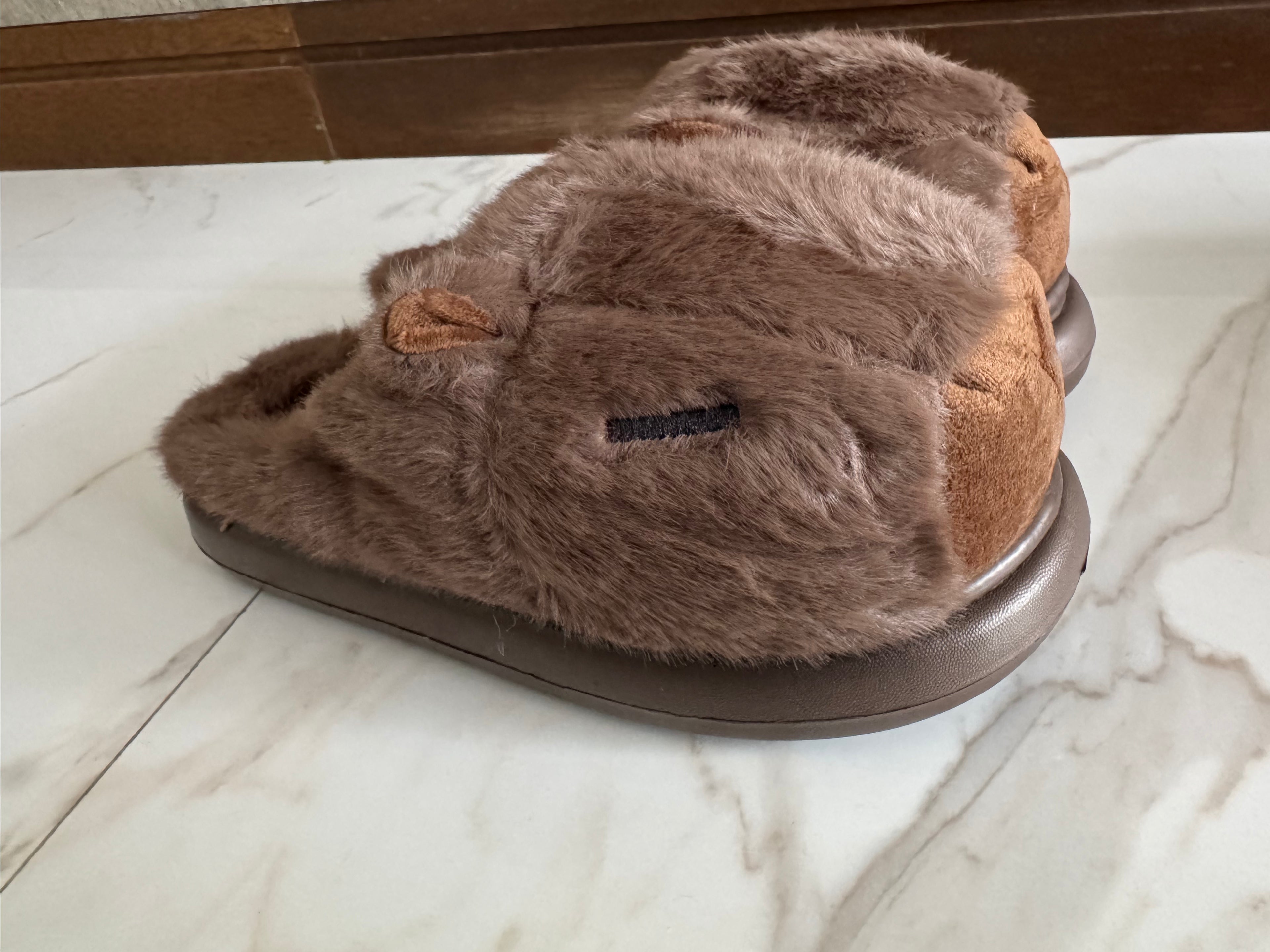 Pantuflas Capibara tallas chicas