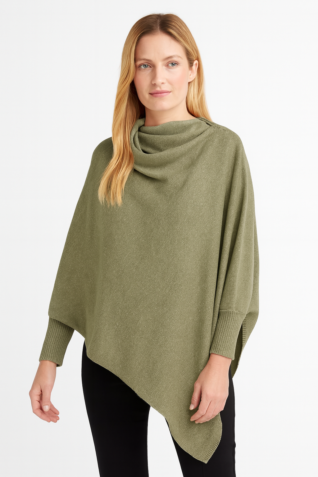 Suéter tipo Poncho con Brillos