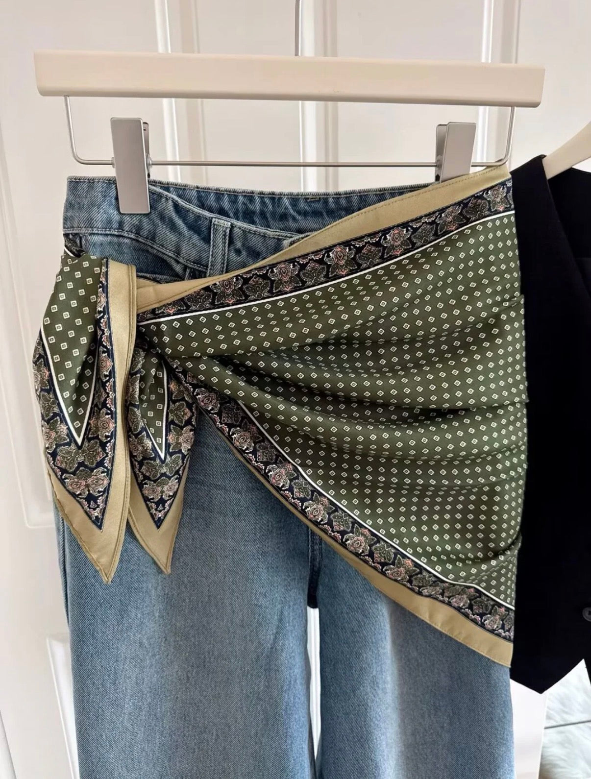 The Toscana Collection Scarf