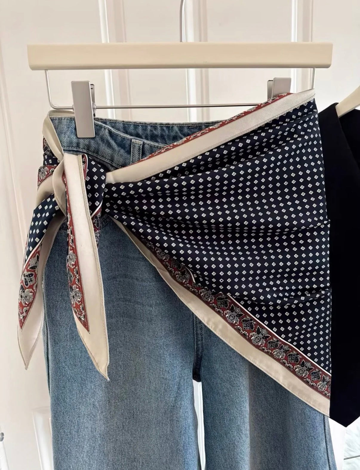 The Toscana Collection Scarf