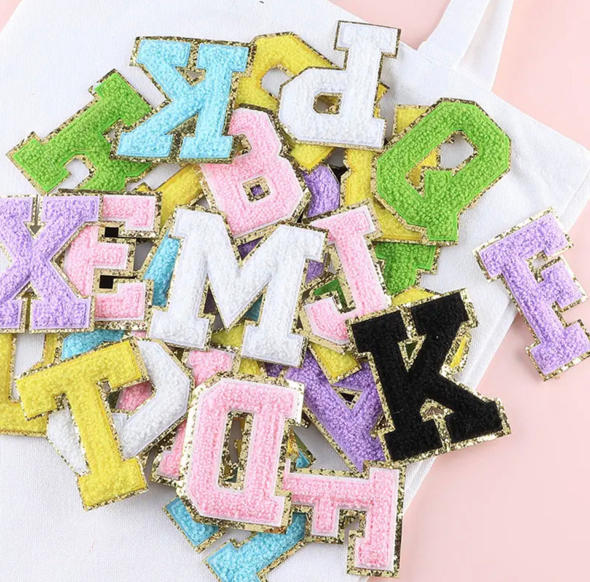 Parches de Letras Grandes con Efecto Bordado para Personalizar